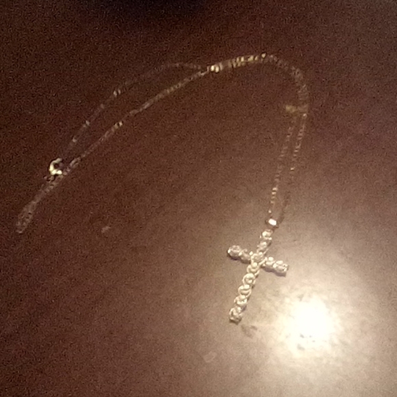 A necklace with cross - Picture 2 of 3